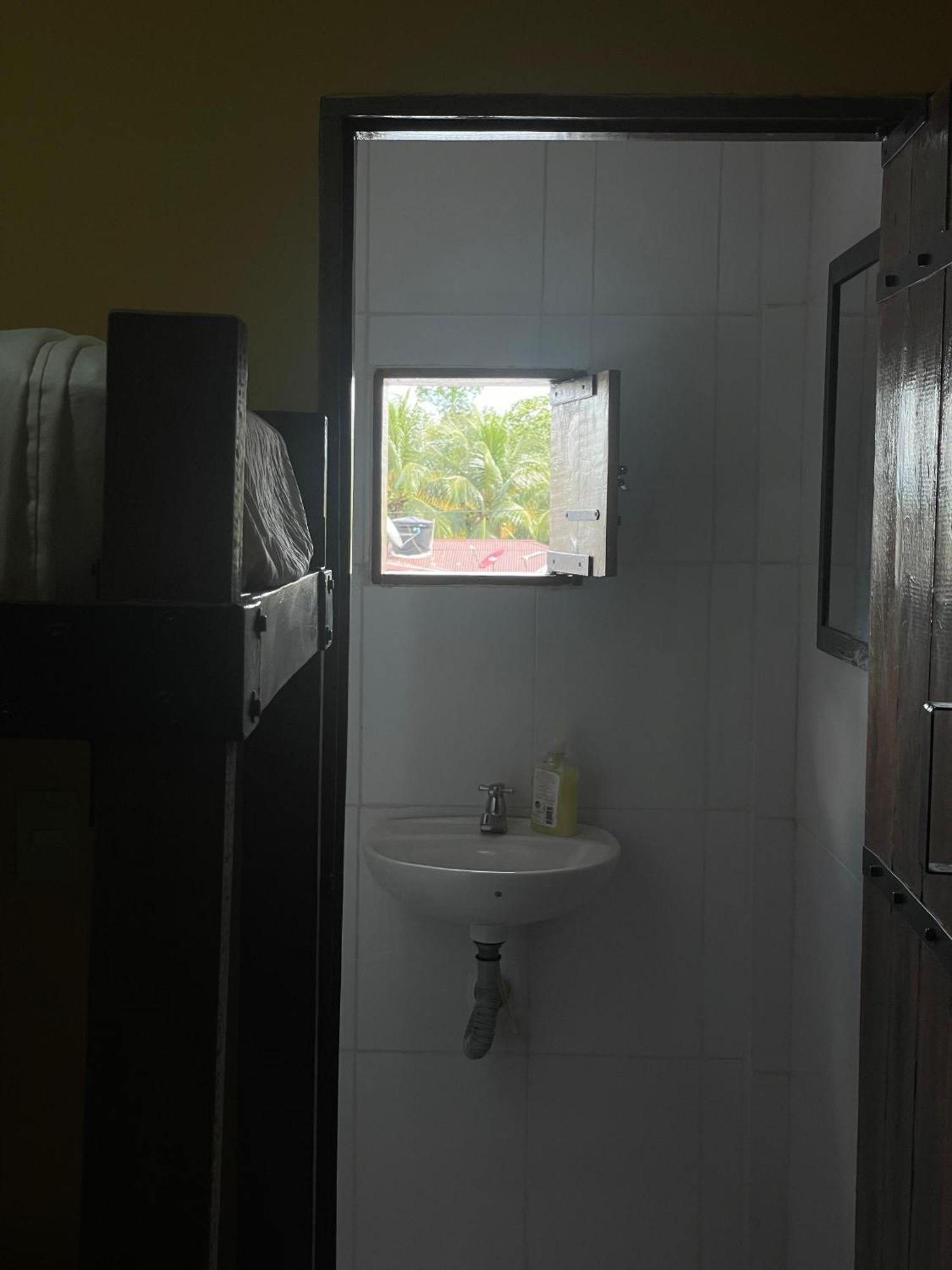 Hotel Gavas Amazonas Leticia Extérieur photo